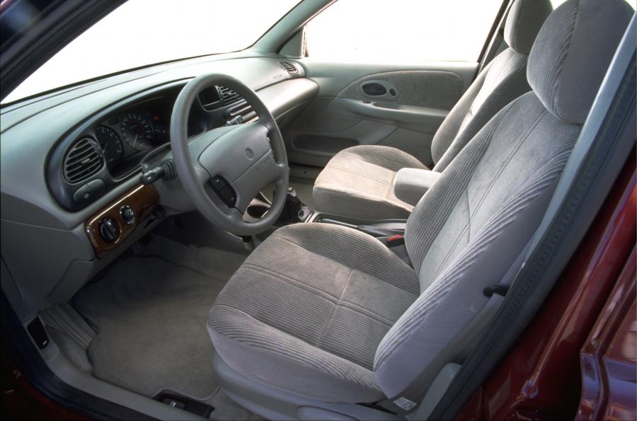  Mercury Mystique 1998 года  (фото 18 из 26)